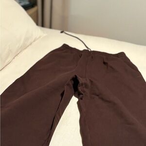 SKIMS women’s boyfriend Chocolate Brown baggy Sweatpants NWT size M